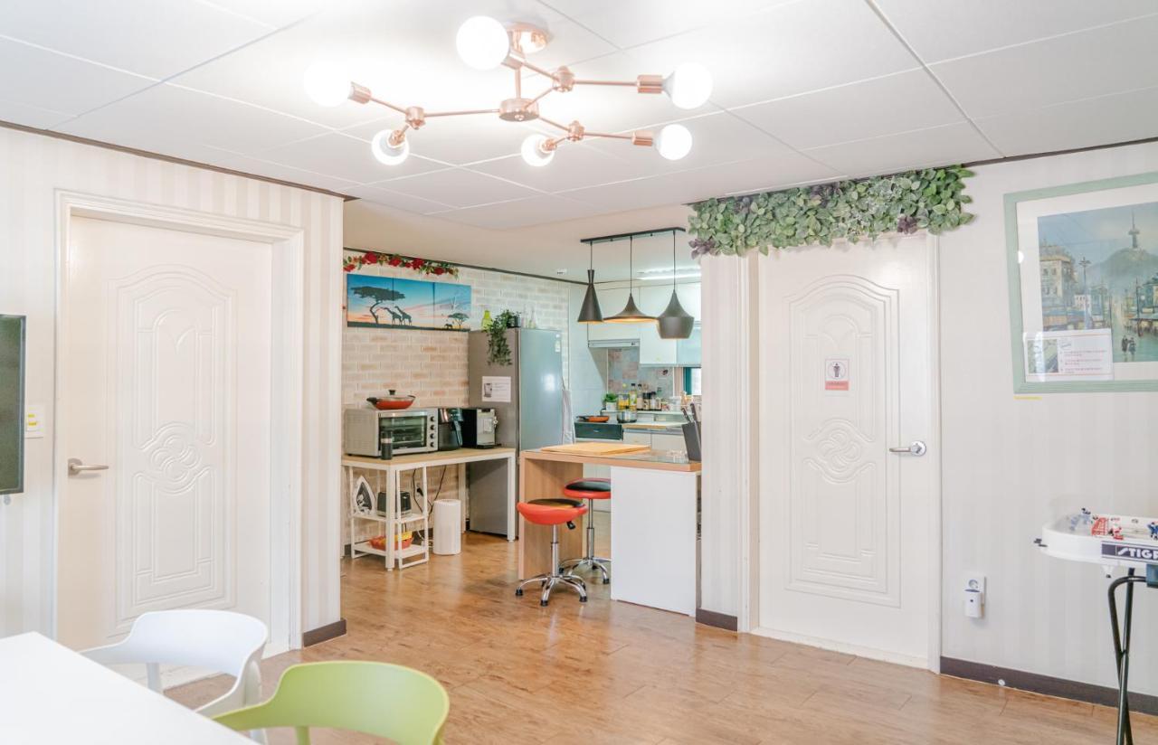 Apartament For Family Group, 4Min To Seoul Station Zewnętrze zdjęcie