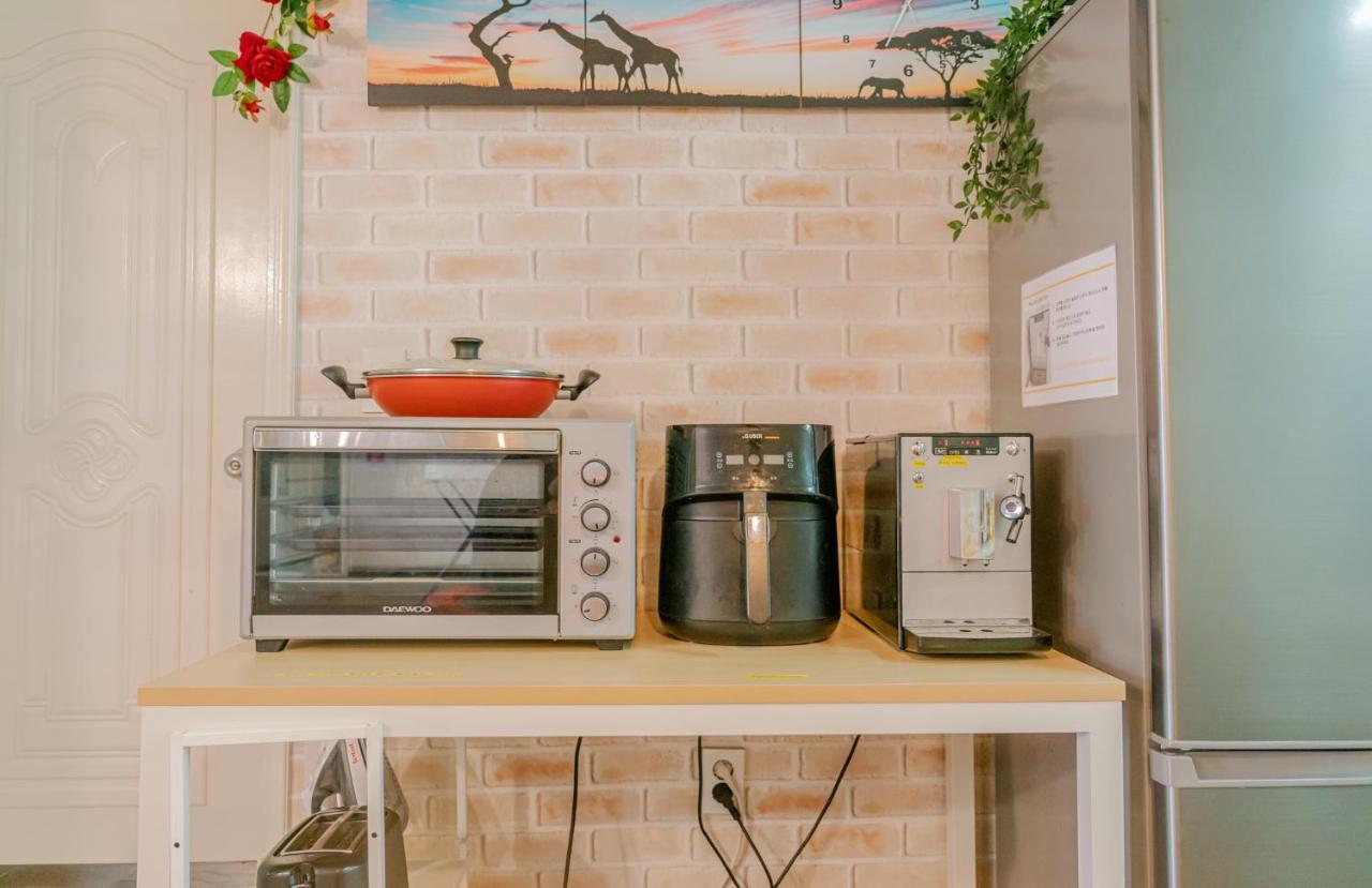 Apartament For Family Group, 4Min To Seoul Station Zewnętrze zdjęcie